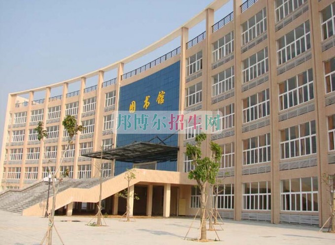 廈門(mén)海洋職業(yè)技術(shù)學(xué)院招生辦聯(lián)系電話