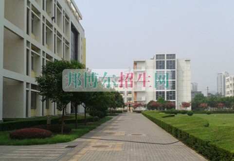 河南推拿職業學院