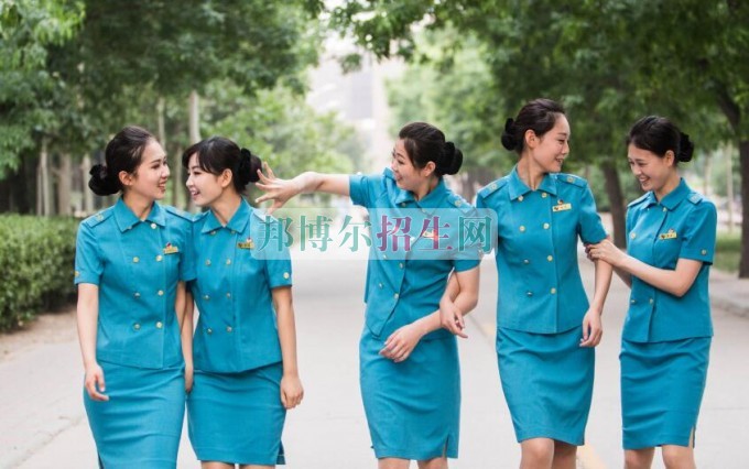 初中畢業能學空乘嗎