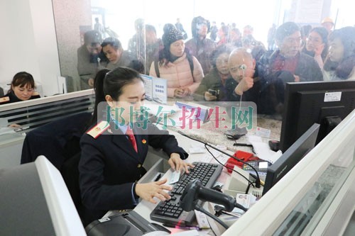女生適合鐵路專業嗎