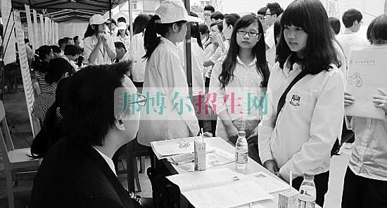 中專畢業升大專