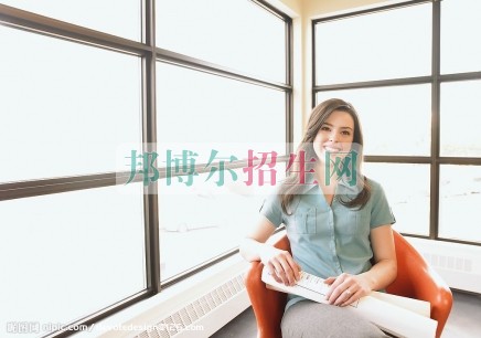 200分能上室內(nèi)設(shè)計專業(yè)嗎