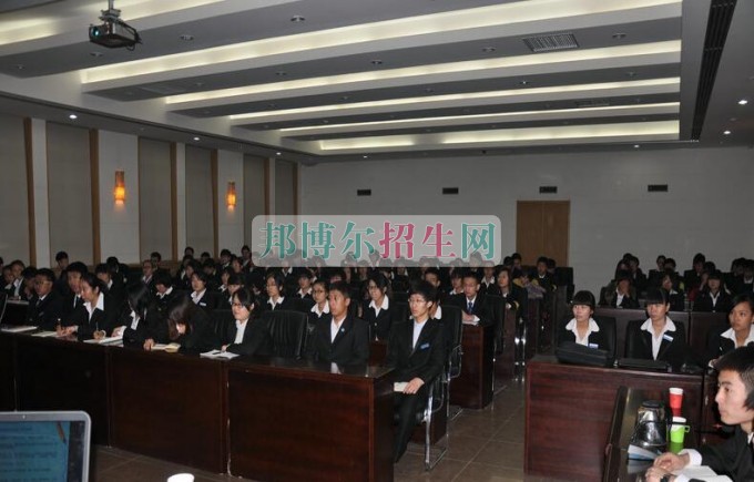 鐵路專業開設有哪些課程
