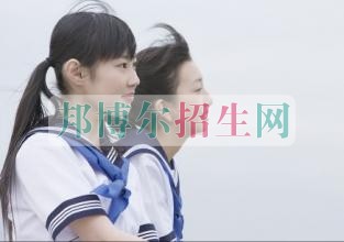 財務管理學校好嗎