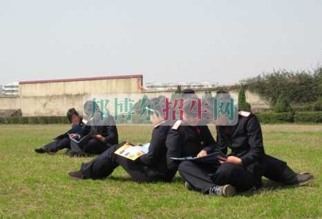 初中畢業怎么考鐵道運輸