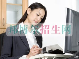 女生中專學什么專業好