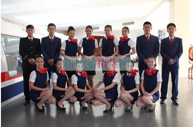 初中畢業可以學航空服務嗎