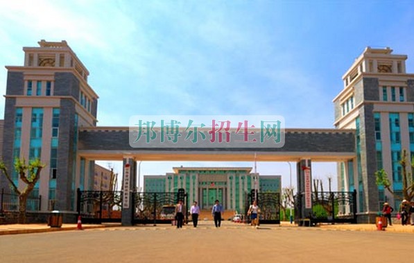 有什么航空服務(wù)學校