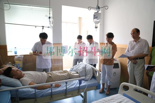 有哪些臨床醫學學校