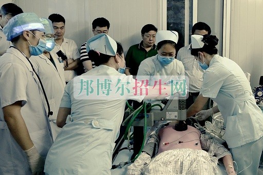 有什么臨床醫學學校