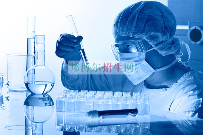 男生可以讀醫學檢驗專業嗎