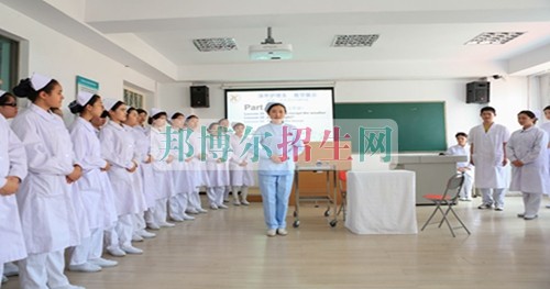 涉外護理職業學校哪家好