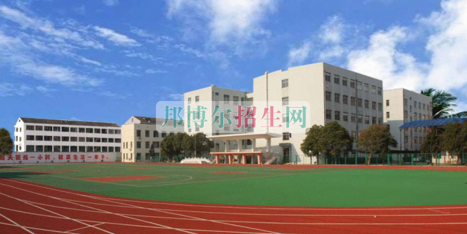 哪所職業學校好