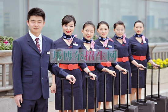 成都高中生讀空中乘務怎么樣