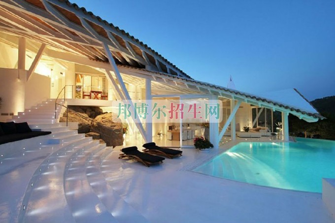 職業學校讀什么專業有前途