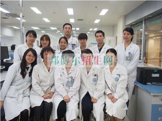 成都有醫學檢驗專業學校嗎