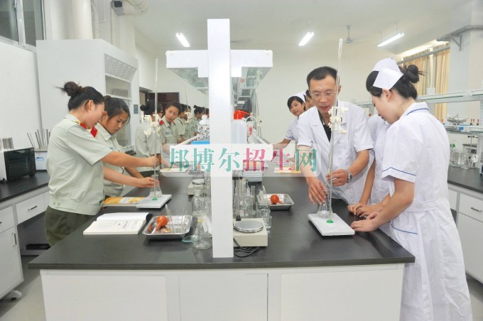 成都醫學檢驗比較好的大專學校