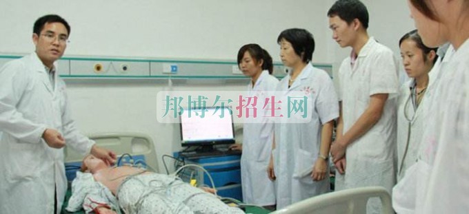 成都有臨床醫(yī)學的大專