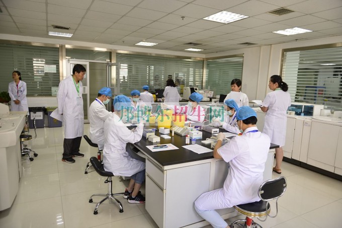 成都臨床醫學學校哪里好
