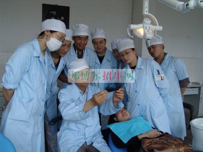 成都臨床醫學學校怎么樣