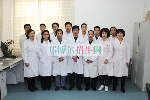 成都哪個學校有醫學影像