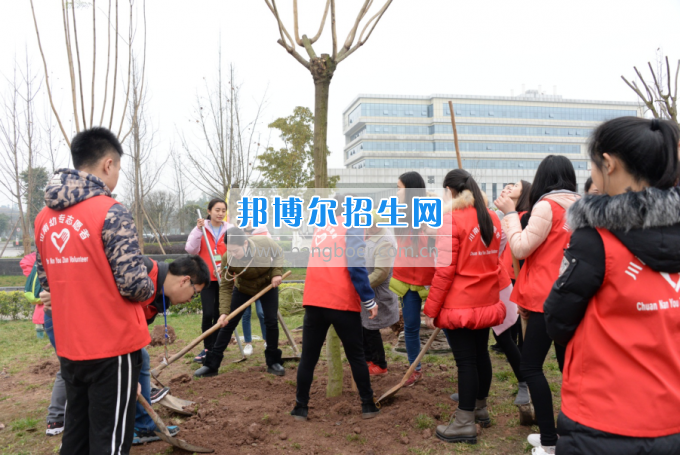 川南幼兒師范高等?？茖W校開展“感恩”主題教育活動培養(yǎng)學生良好道德品質(zhì)