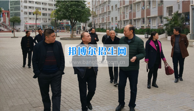 儀隴縣教育局長一行赴天坤四川省古藺縣職業高級中學校參觀考察