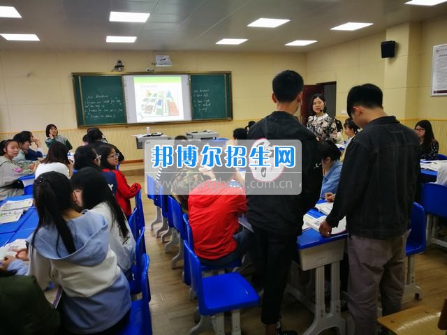 “一師兩課”教改公開課系列報道之十六:第九周教改公開課評議與綜述