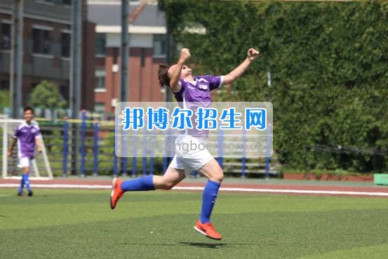貴陽職業(yè)技術(shù)學院足球隊獲得2017年全省校園足球四級聯(lián)賽高校超級組季軍