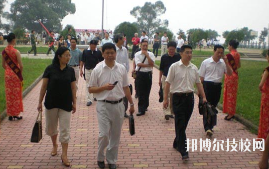 自貢旅游職業高級中學4