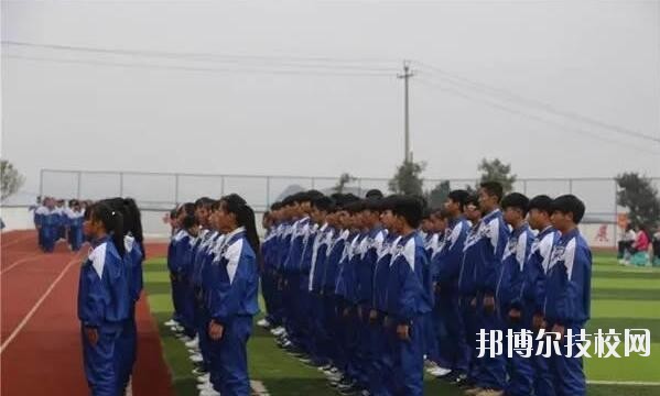 丹寨民族職業(yè)技術學校2020年招生辦聯(lián)系電話