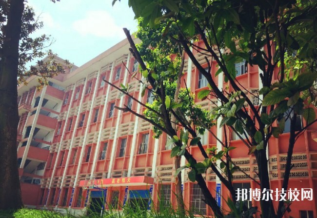 宜賓市翠屏區天成職業技術學校2020年宿舍條件