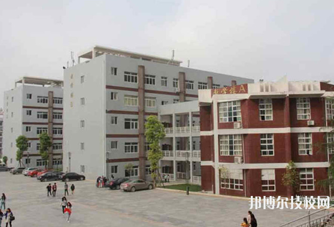 重慶黔江區民族職業教育中心2020年有哪些專業