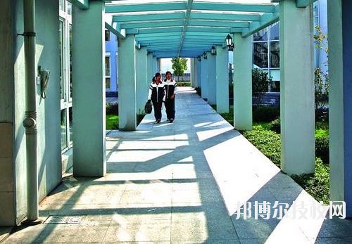 寧波經貿學校2020年學費、收費多少