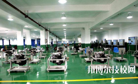 重慶南川隆化職業(yè)中學(xué)校2020年報(bào)名條件、招生要求、招生對象