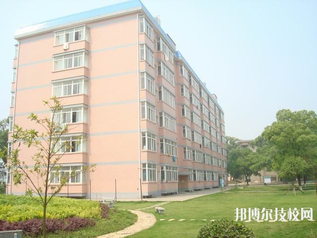 閬中機電職業學校地址在哪里