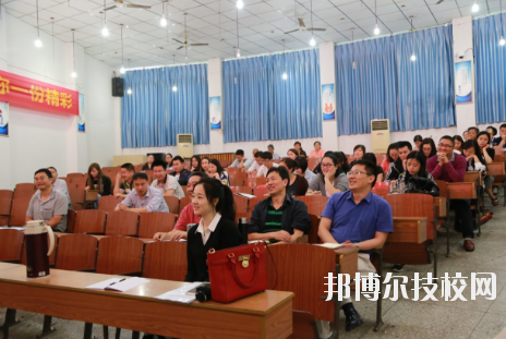 重慶現代技工學校網站網址