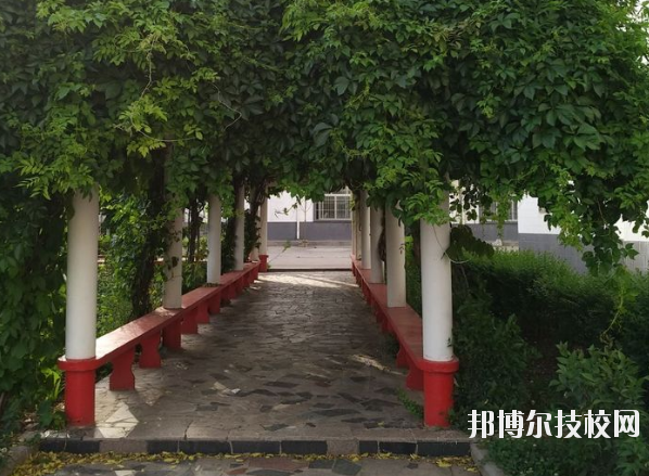 丹鳳職業技術學校2020年招生辦聯系電話