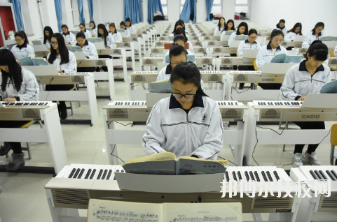 保定幼兒師范高等專科學(xué)校2020年學(xué)費、收費多少