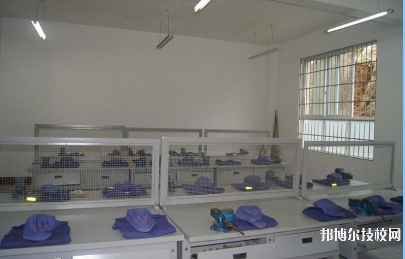 六盤水鐘山區職業技術學校2020年有哪些專業