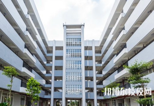 廣州財(cái)經(jīng)職業(yè)學(xué)校2020年報(bào)名條件、招生要求、招生對(duì)象
