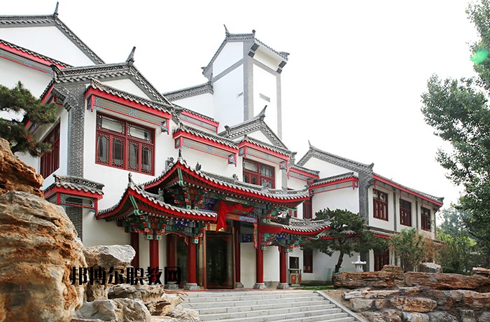 河北美術學院2020年招生辦聯系電話