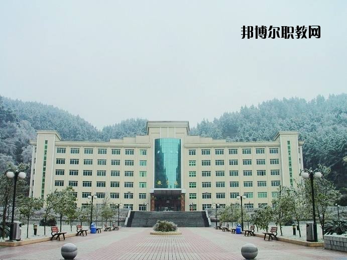 仙桃理工中等專業學校2020年招生辦聯系電話