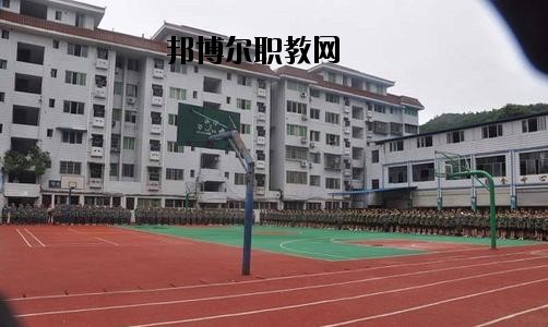 南充中等專業(yè)學(xué)校2020年報名條件、招生要求、招生對象