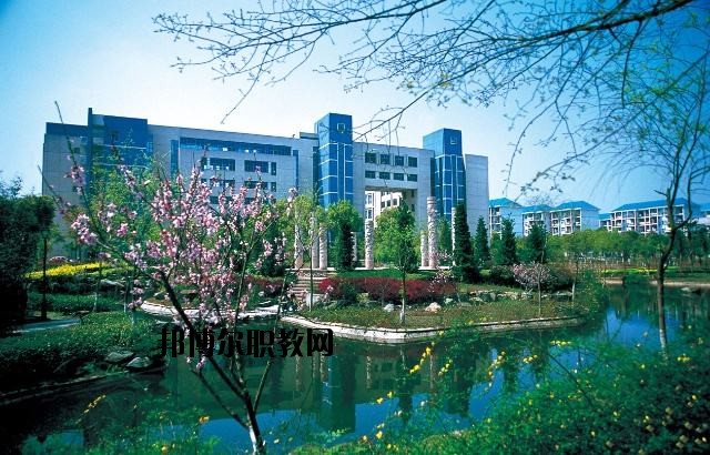 通山職教中心2020年報名條件、招生要求、招生對象