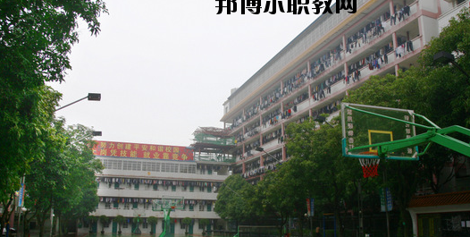 廣西商貿高級技工學校2020年報名條件、招生要求、招生對象
