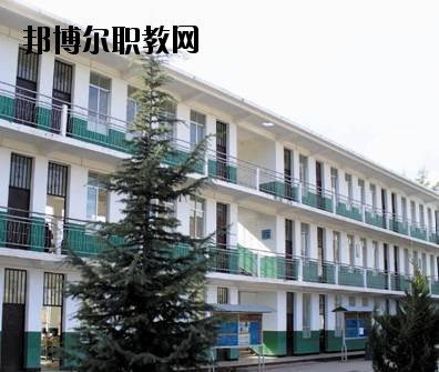 雙柏縣職業(yè)高級中學(xué)2020年報名條件、招生要求、招生對象