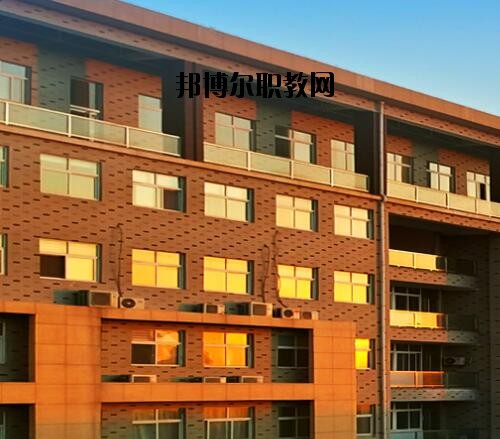 新鄉職業教育中心2021年報名條件、招生對象