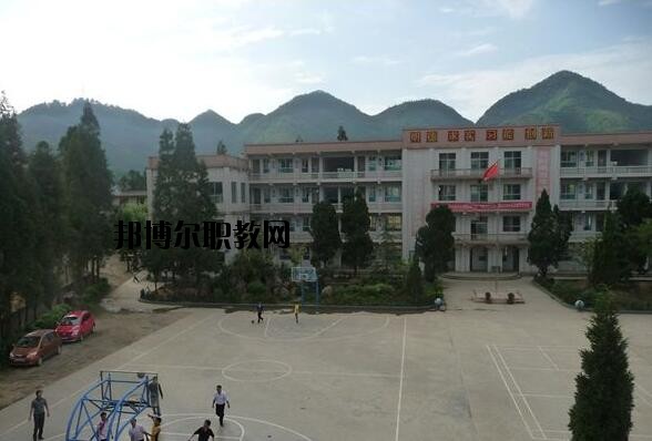 畢節職業技術高級中學怎么樣、好不好