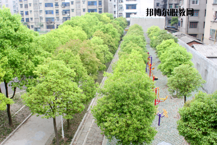 湖北潛江衛(wèi)生學(xué)校怎么樣、好不好